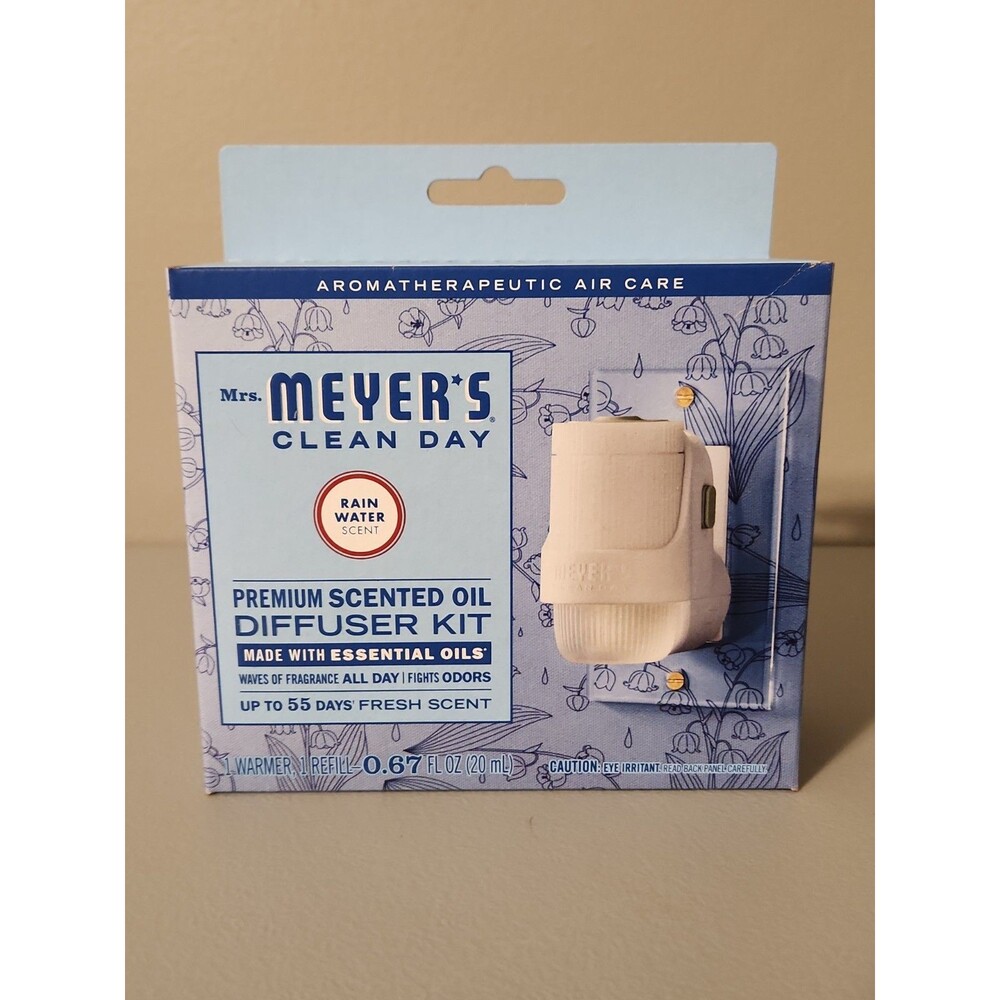 Mrs Meyer's Clean Day Scented Oil Starter Kit 1 Warmer + 1 Refill Rain Water